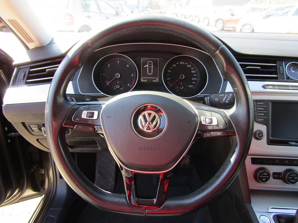 Volkswagen Passat 1.6 TDi 
