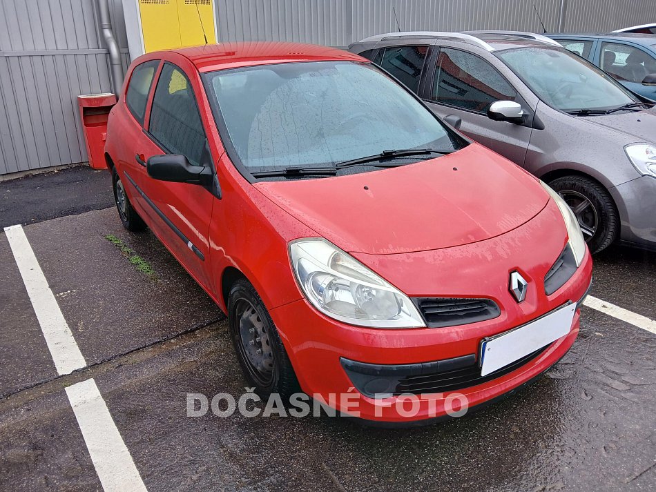 Renault Clio 1.2i 