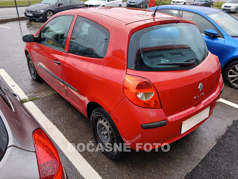 Renault Clio 1.2i 