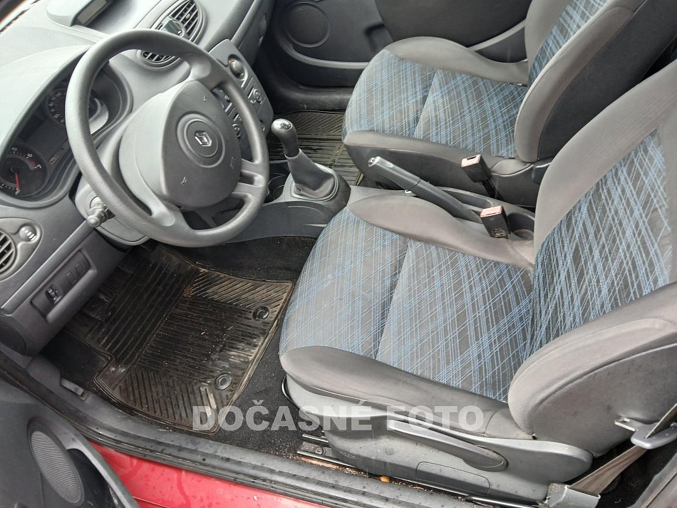 Renault Clio 1.2i 