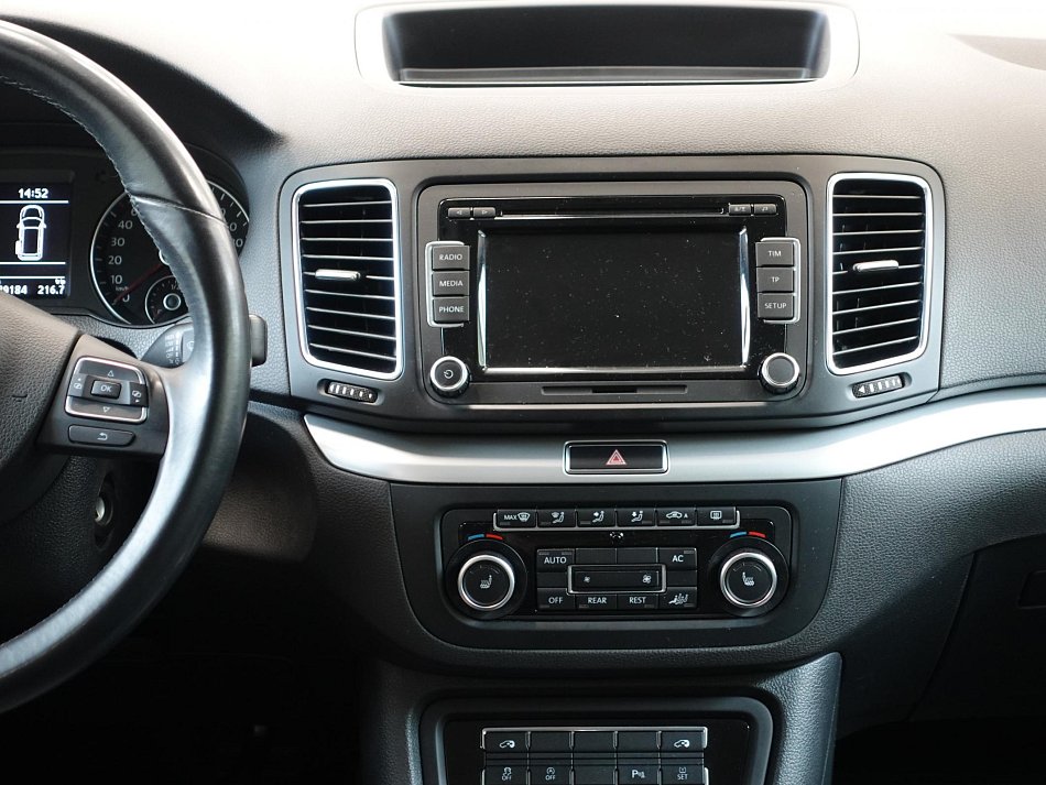 Volkswagen Sharan 2.0TDi 