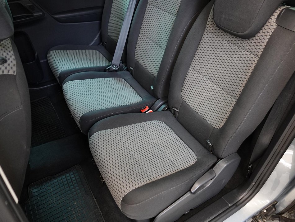 Volkswagen Sharan 2.0TDi 