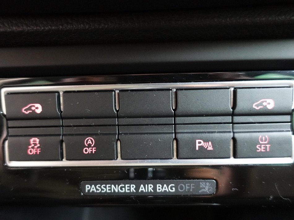 Volkswagen Sharan 2.0TDi 