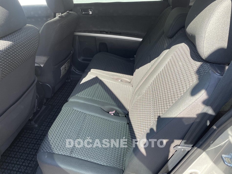 Toyota Corolla Verso 2.2 D-4D 