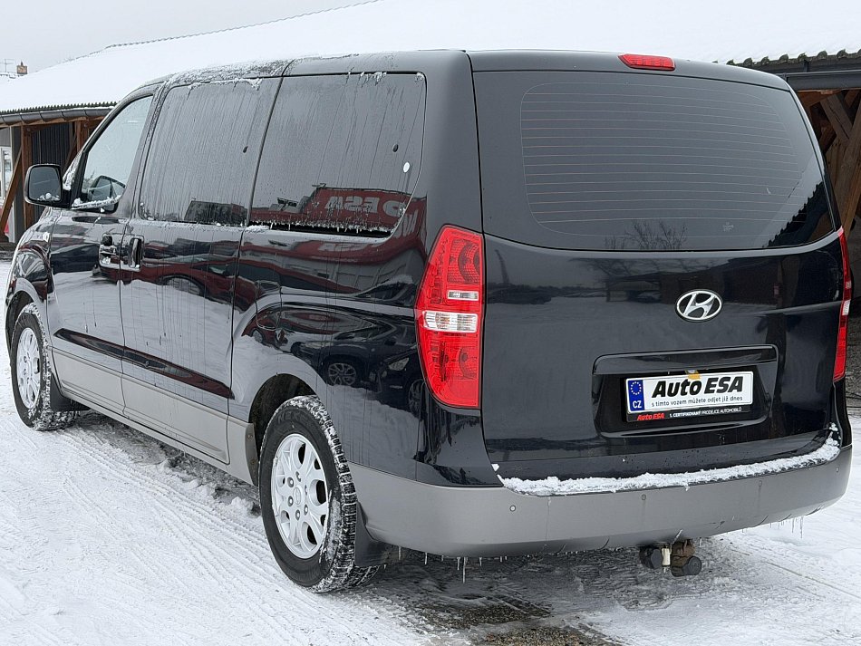 Hyundai H 1 2.5CRD  8míst