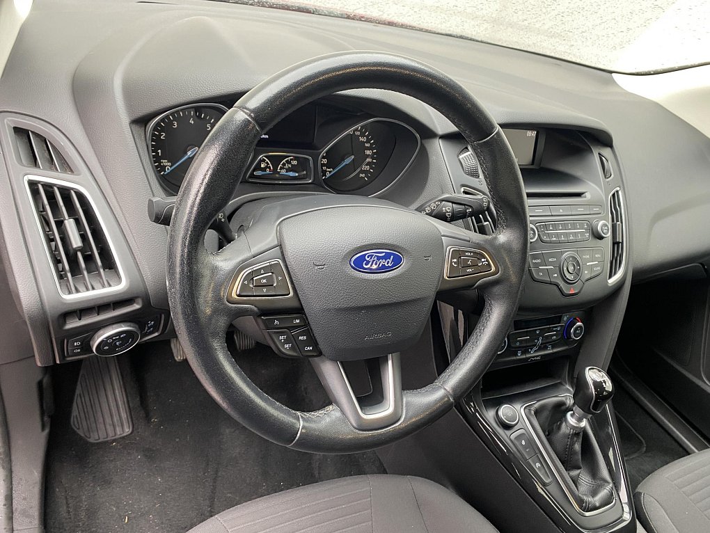 Ford Focus 1.5 EB Titanium