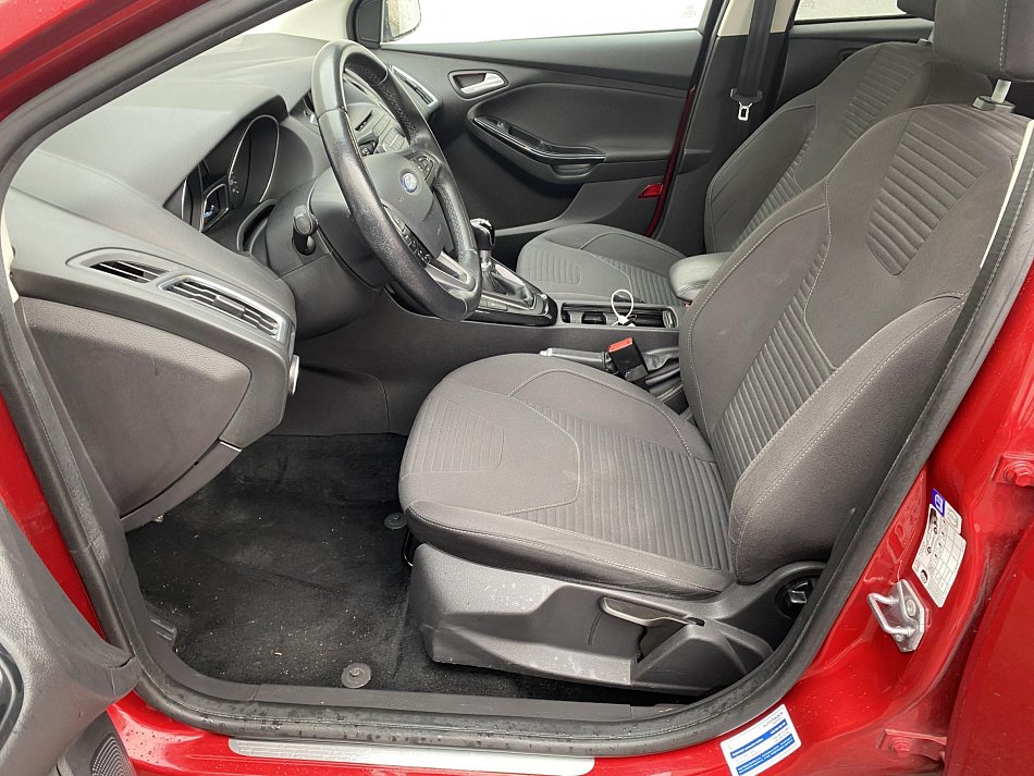 Ford Focus 1.5 EB Titanium