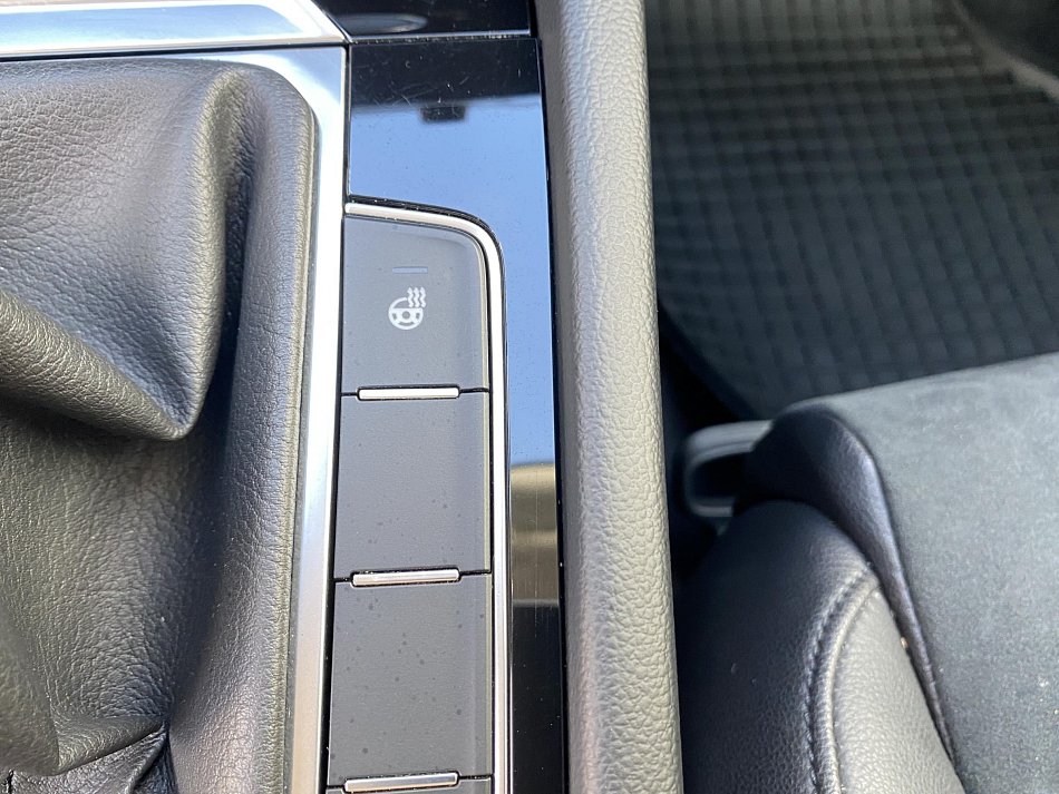 Volkswagen Passat 2.0 TDi Highline