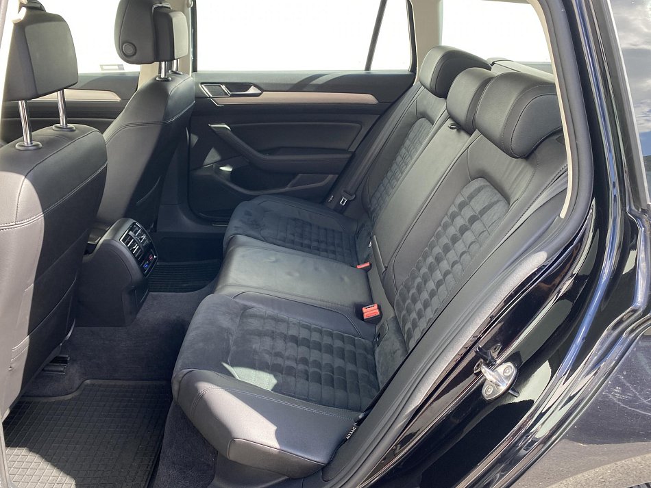 Volkswagen Passat 2.0 TDi Highline