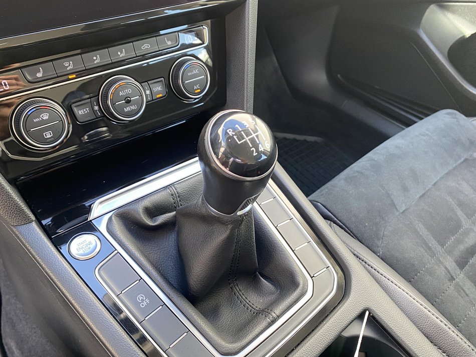 Volkswagen Passat 2.0 TDi Highline