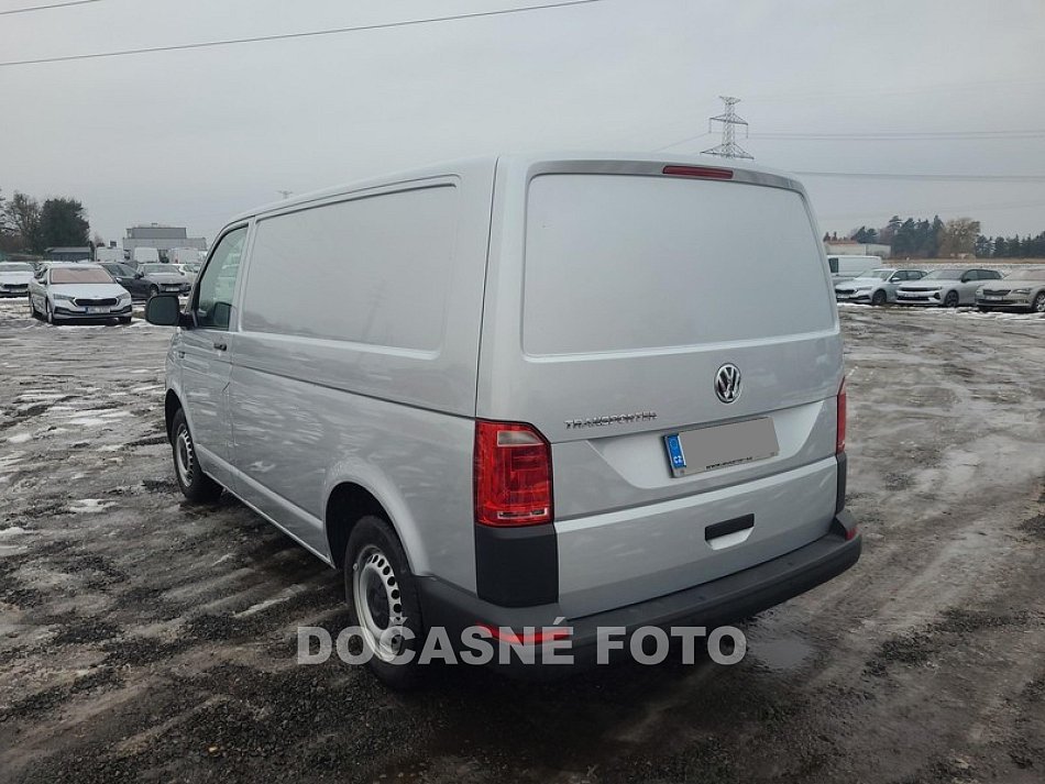 Volkswagen Transporter 2.0TDi  L1H1