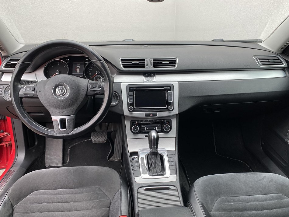 Volkswagen Passat 2.0 TDi Highline
