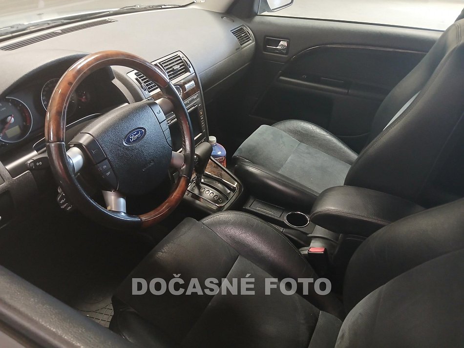 Ford Mondeo 2.0i 