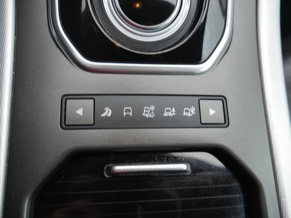 Land Rover Evoque 2.2 D 