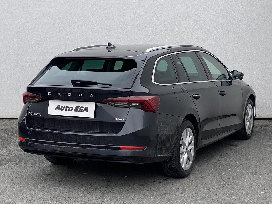 Škoda Octavia IV 2.0 TSi Style 4X4