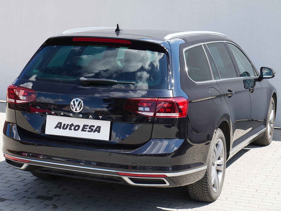 Volkswagen Passat 2.0TDi Elegance