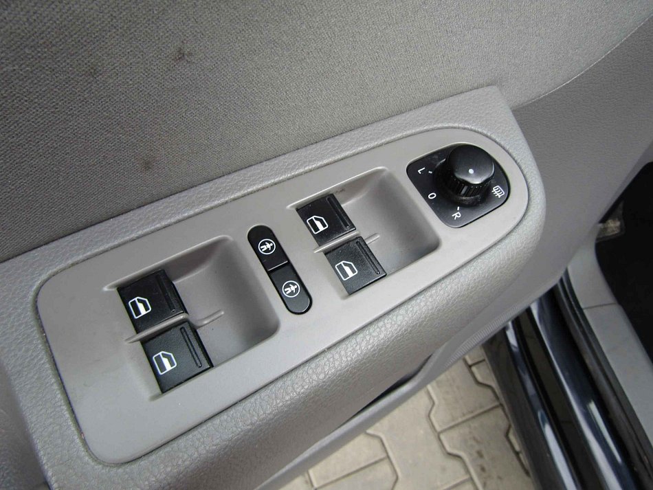 Seat Alhambra 2.0 TDi Style 7míst