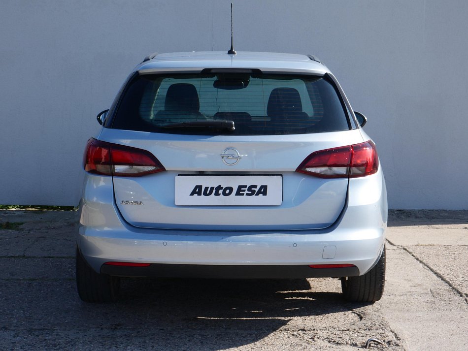 Opel Astra 1.2T  Sports Tourer