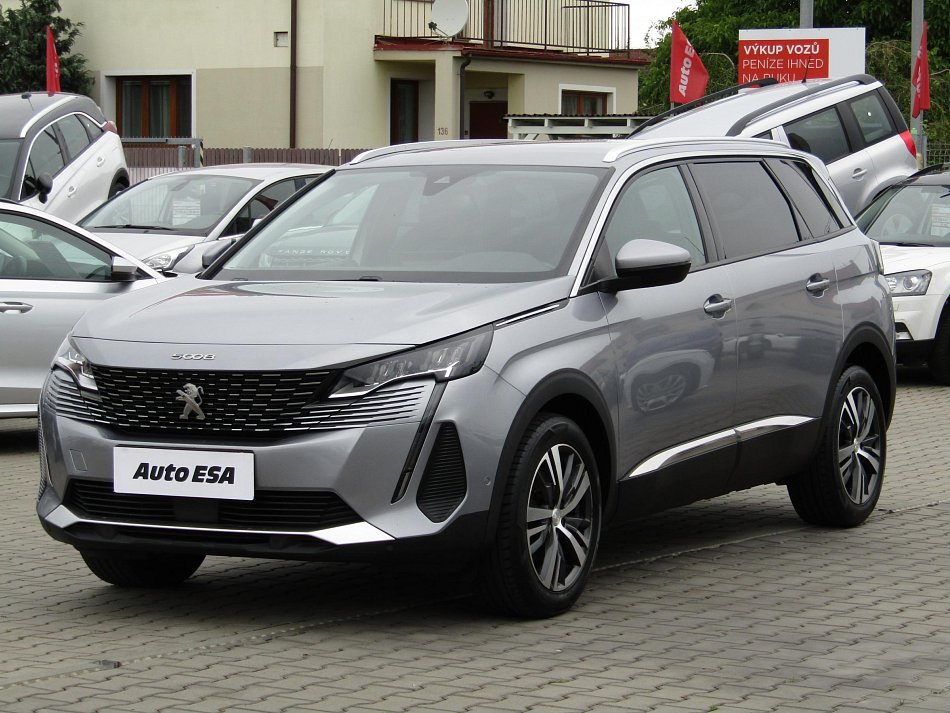 Peugeot 5008 1.2 PT 