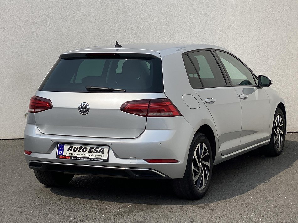 Volkswagen Golf 1.5 TSi Join