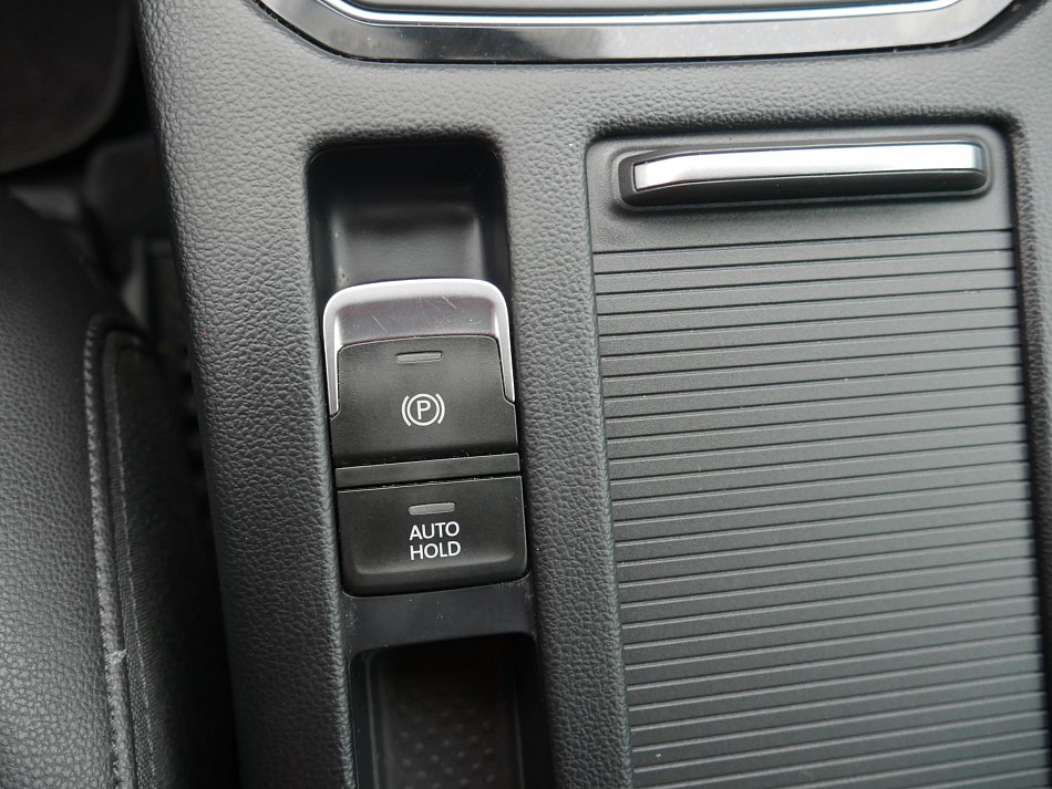 Volkswagen Passat 2.0 TDi R-Line