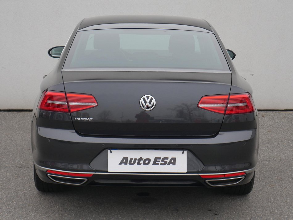 Volkswagen Passat 2.0 TDi R-Line