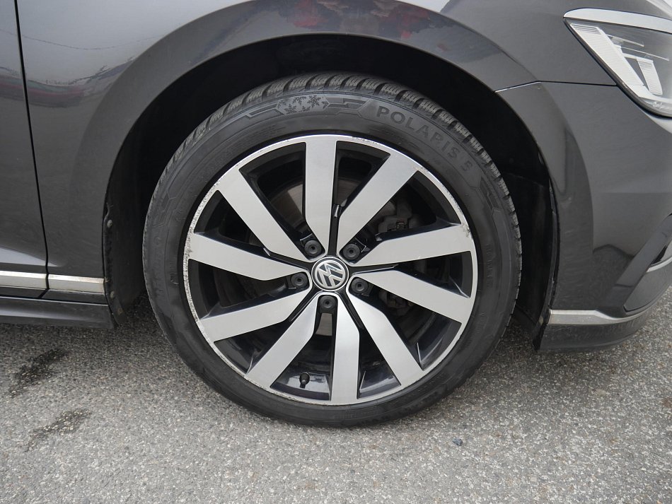 Volkswagen Passat 2.0 TDi R-Line
