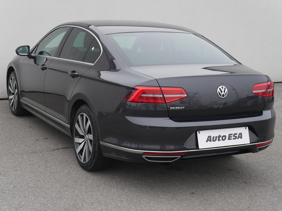 Volkswagen Passat 2.0 TDi R-Line