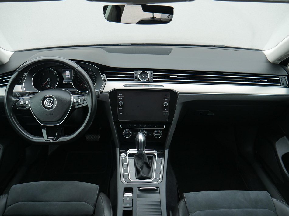 Volkswagen Passat 2.0 TDi R-Line
