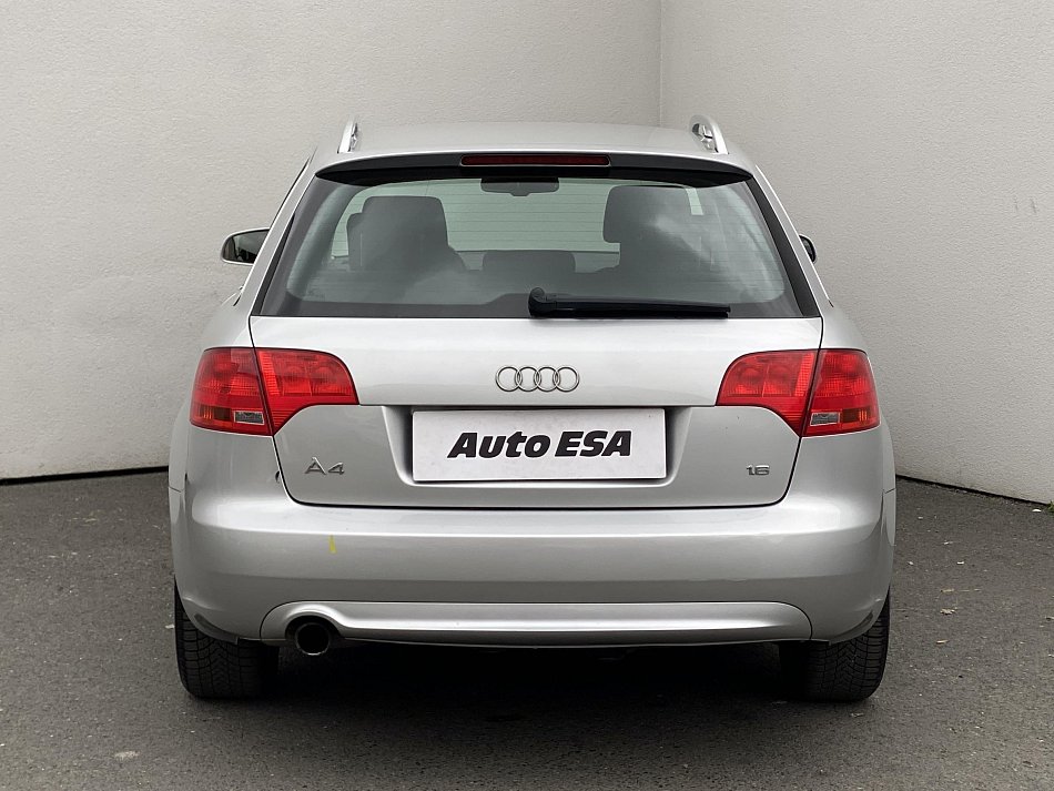 Audi A4 1.6i 
