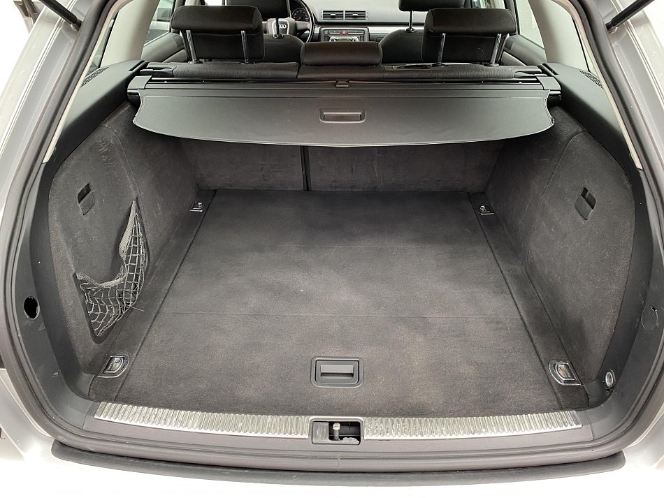 Audi A4 1.6i 