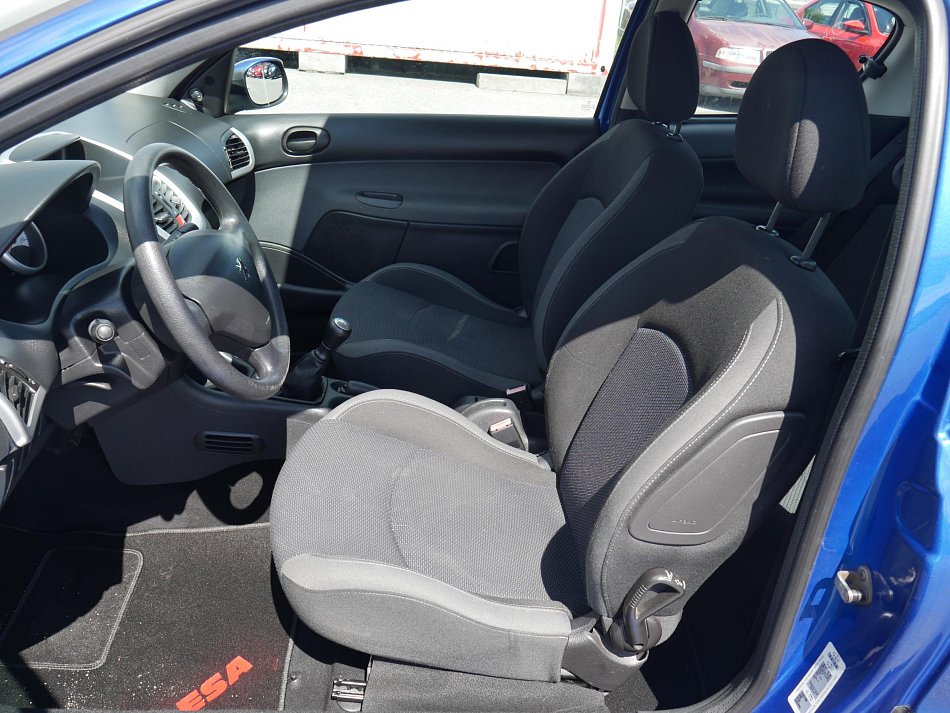 Peugeot 206 1.4i  +