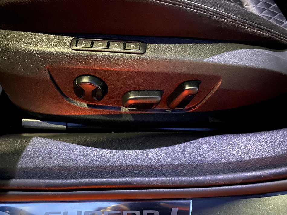 Škoda Superb III 1.4TSi Style