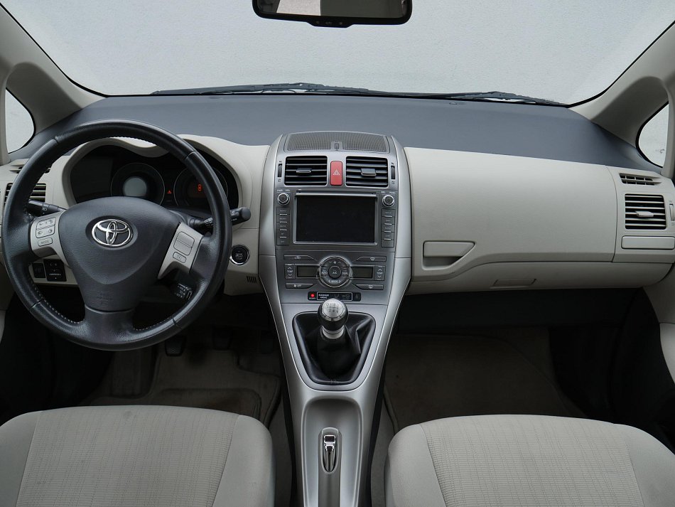 Toyota Auris 2.0 D4 