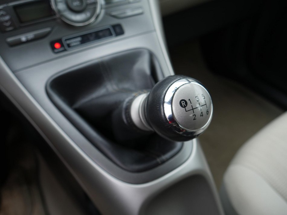 Toyota Auris 2.0 D4 