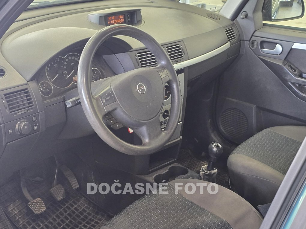 Opel Meriva 1.6i 