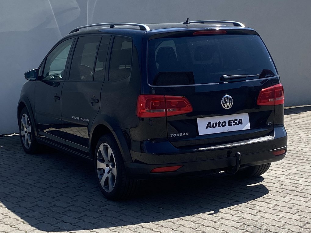 Volkswagen Touran 1.6 TDi CROSS