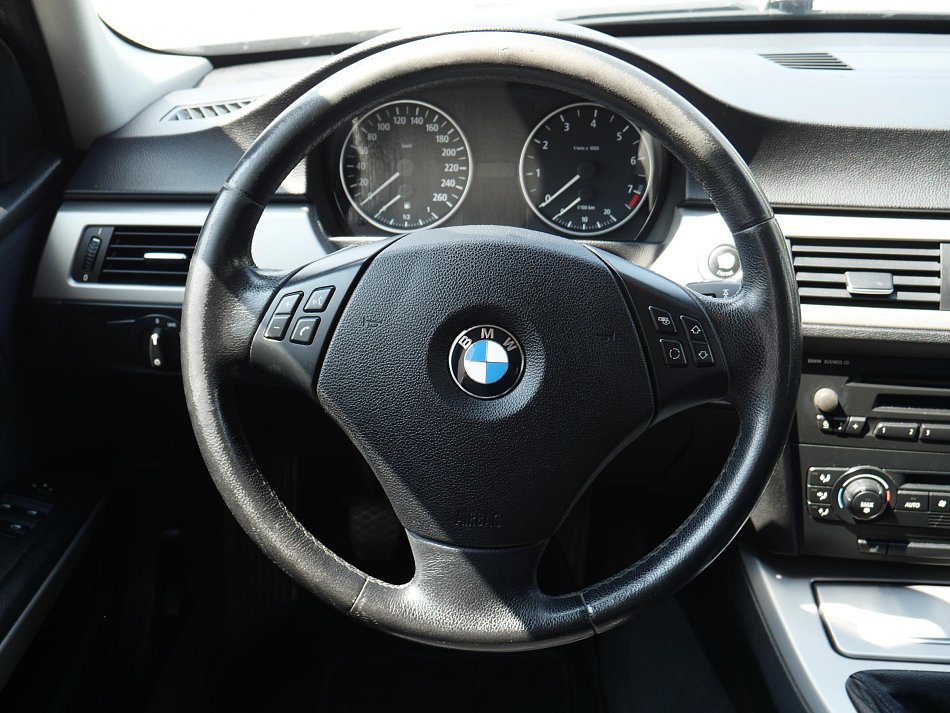 BMW Řada 3 2.5i 
