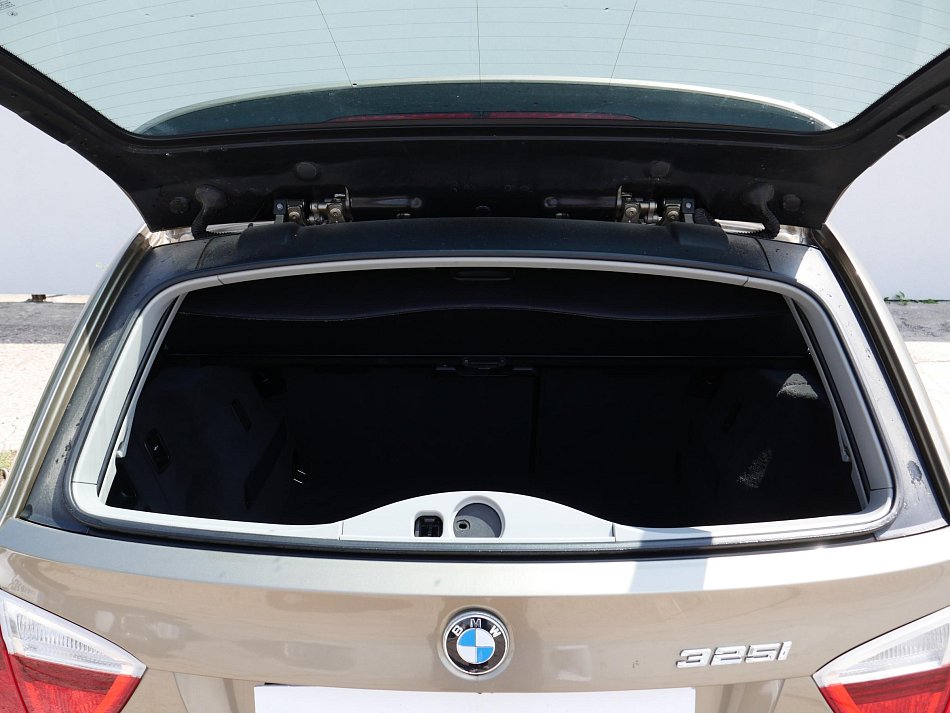 BMW Řada 3 2.5i 