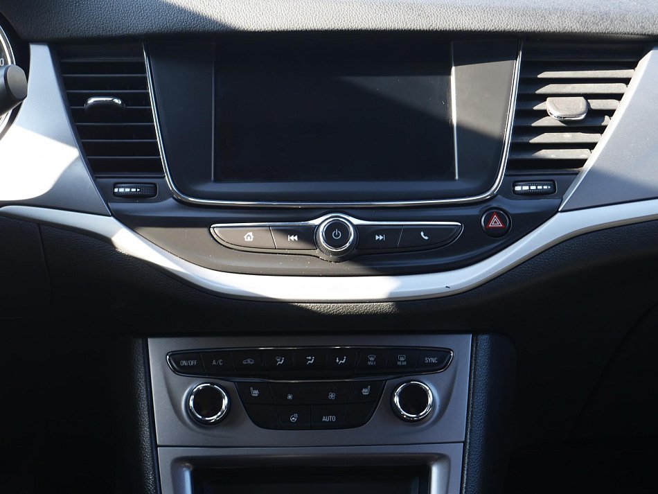 Opel Astra 1.2T  Sports Tourer