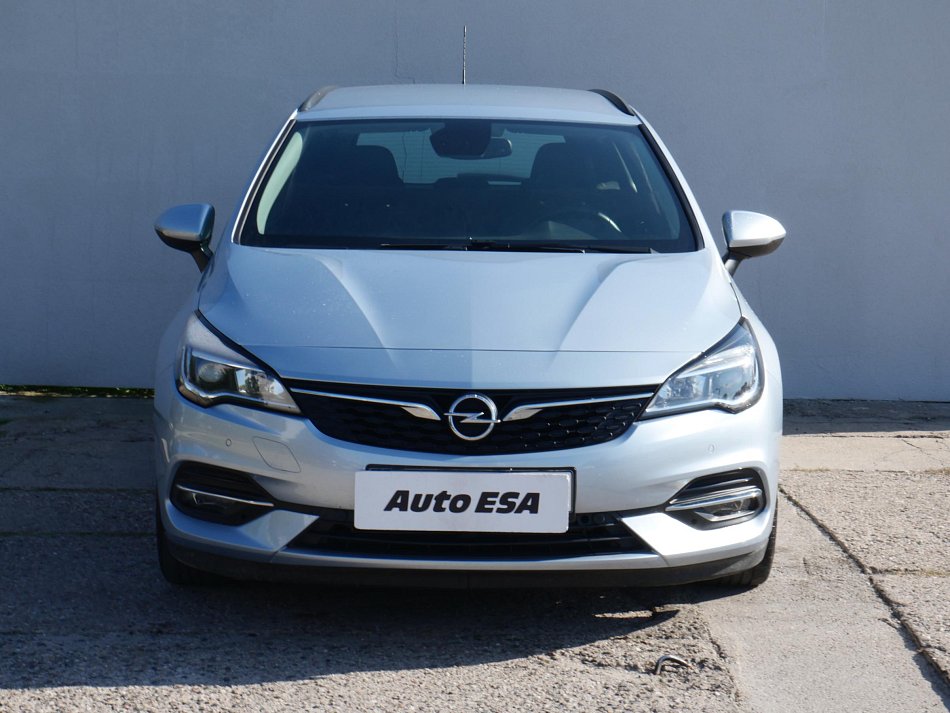 Opel Astra 1.2T  Sports Tourer