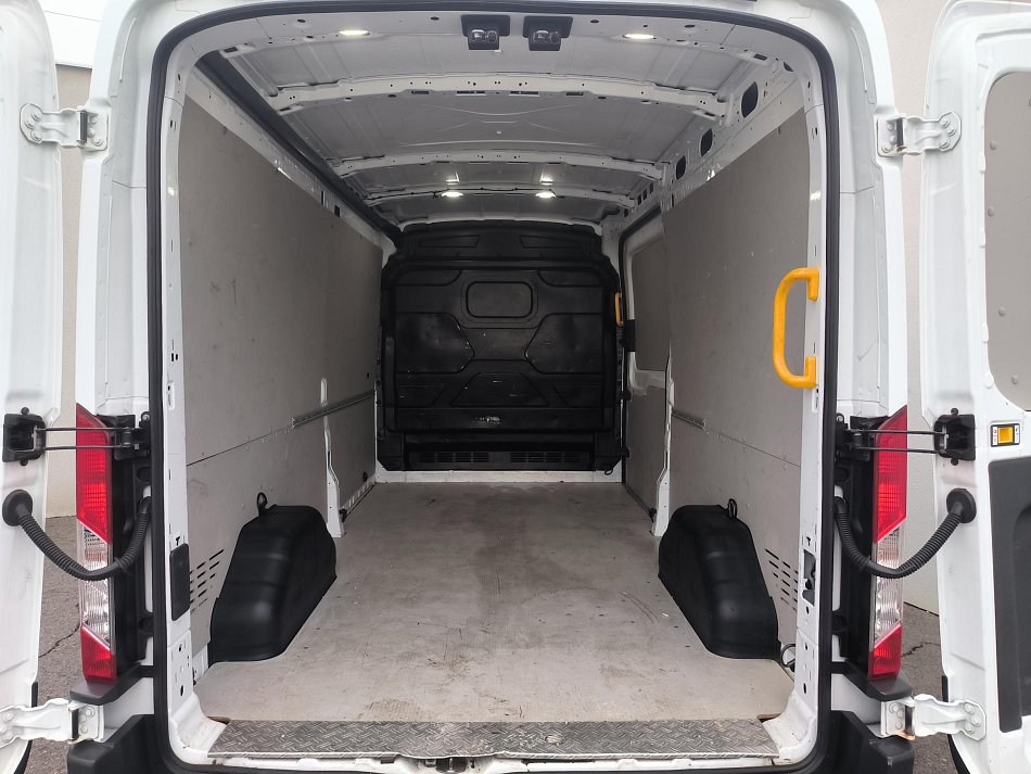 Ford Transit 2.0TDCi Trend L3H2