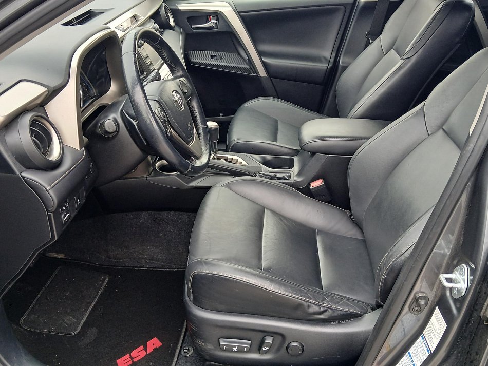 Toyota RAV4 2.0i  4x4