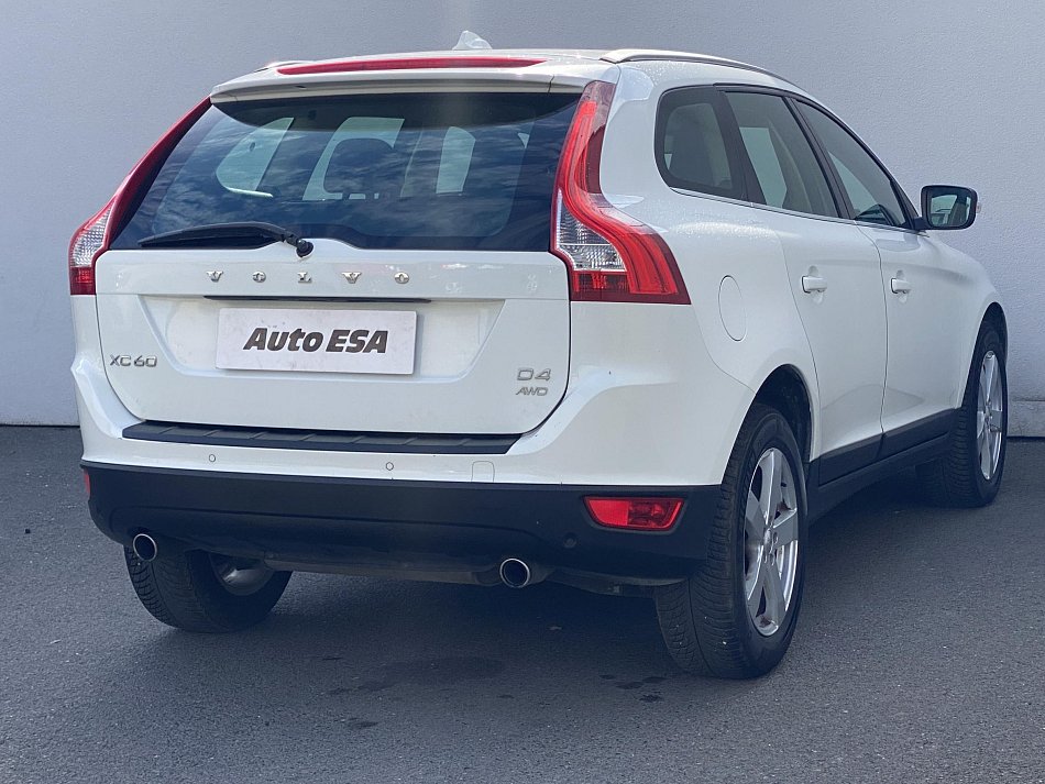 Volvo XC60 2.4 D Summum AWD