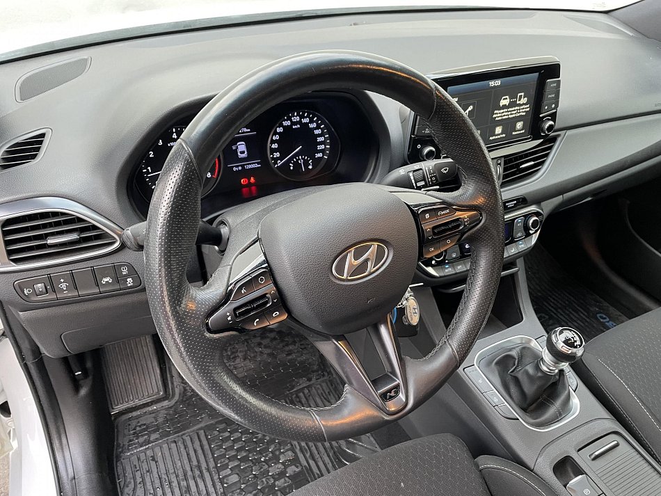 Hyundai I30 1.4 i 