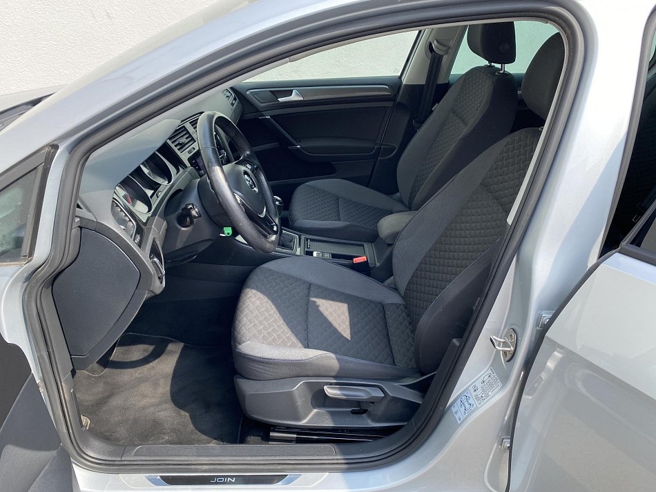 Volkswagen Golf 1.5 TSi Join