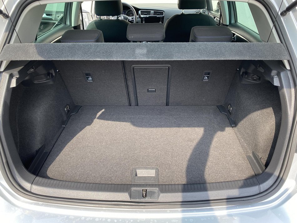 Volkswagen Golf 1.5 TSi Join