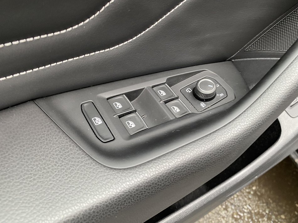 Volkswagen Passat 2.0 TDi Elegance 4X4