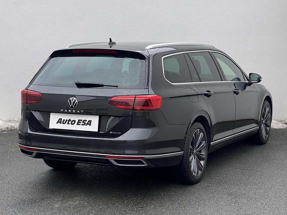 Volkswagen Passat 2.0 TDi Elegance 4X4