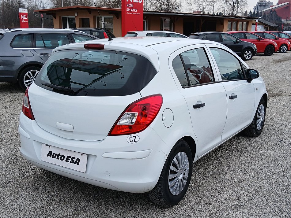 Opel Corsa 1.0i 